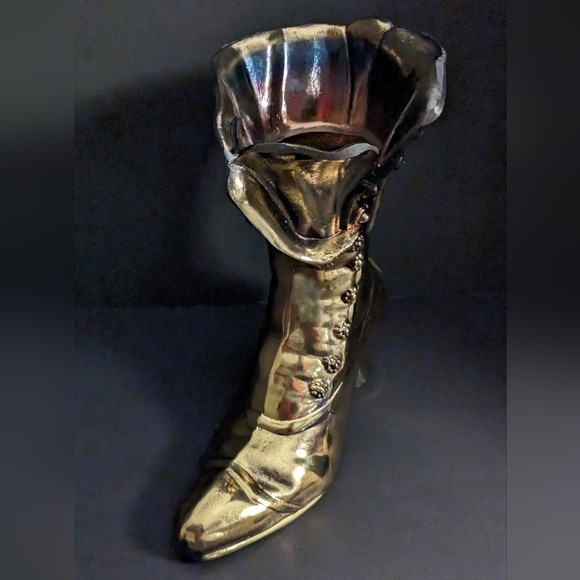 Vintage Cast Iron Gold Lady's Decorarive Boot. - Picture 2 of 8